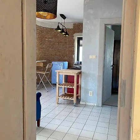 Apartment Empero 1 *